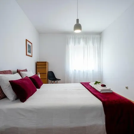 City Center 2 Bedroom *